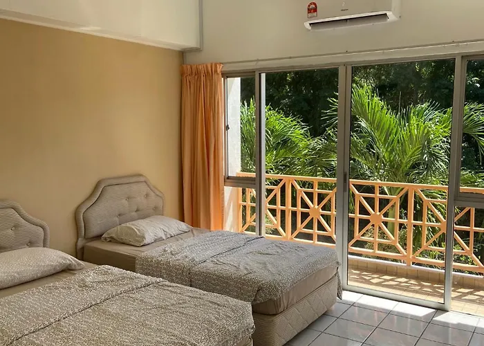 Selesa Hillhomes Cosy House