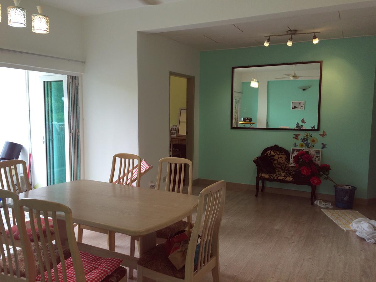 Selesa Hillhomes Cosy House *